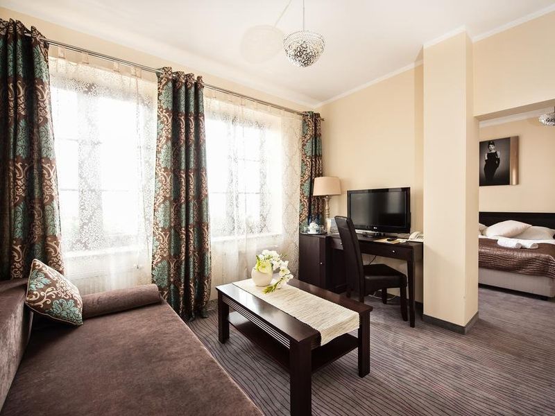 Hotel Photo 1