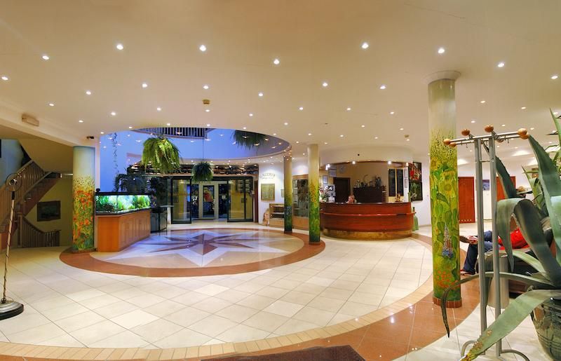Hotel Photo 12