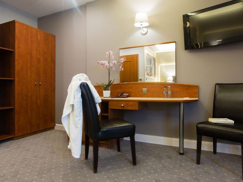 Hotel Photo 9