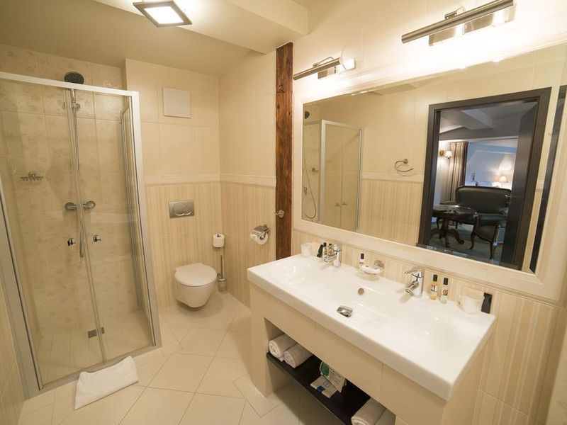 Hotel Photo 9