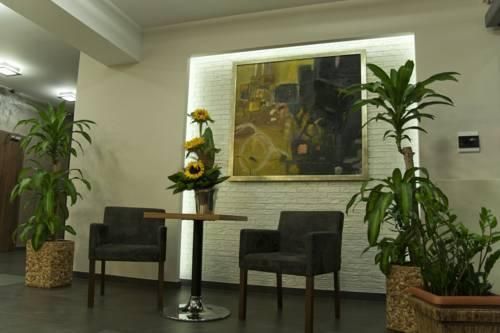Hotel Photo 8