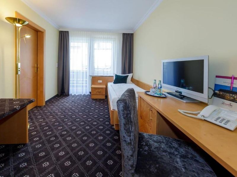 Hotel Photo 6
