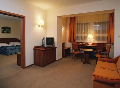 Hotel Photo 8
