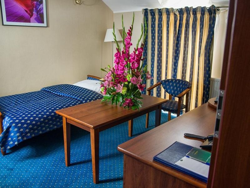 Hotel Photo 4