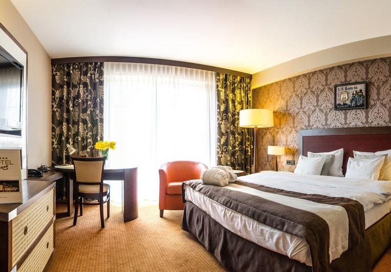 Hotel Photo 1