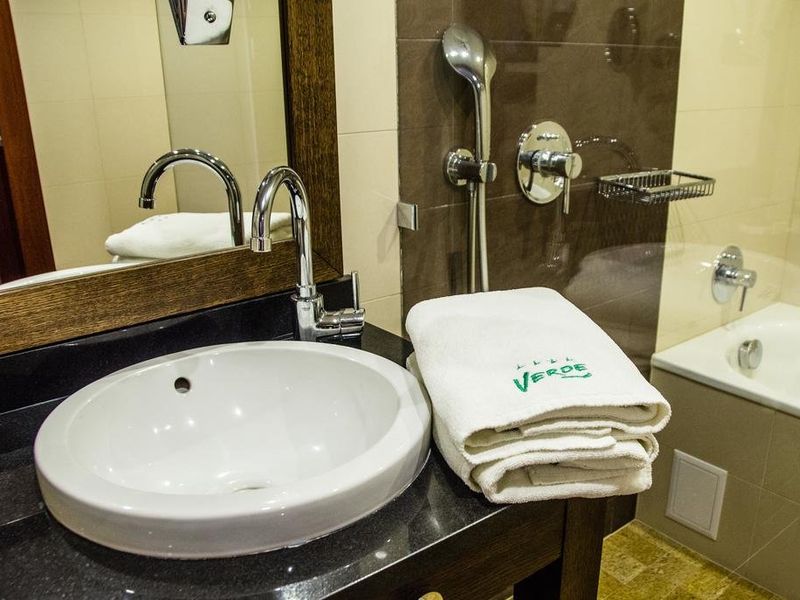 Hotel Photo 9