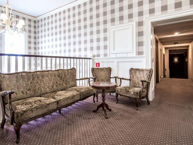 Hotel Photo 9