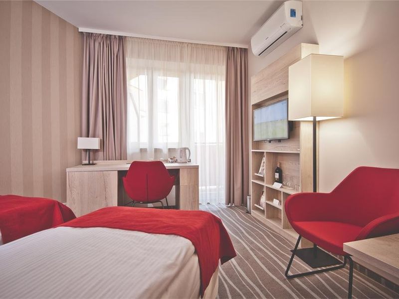 Hotel Photo 1