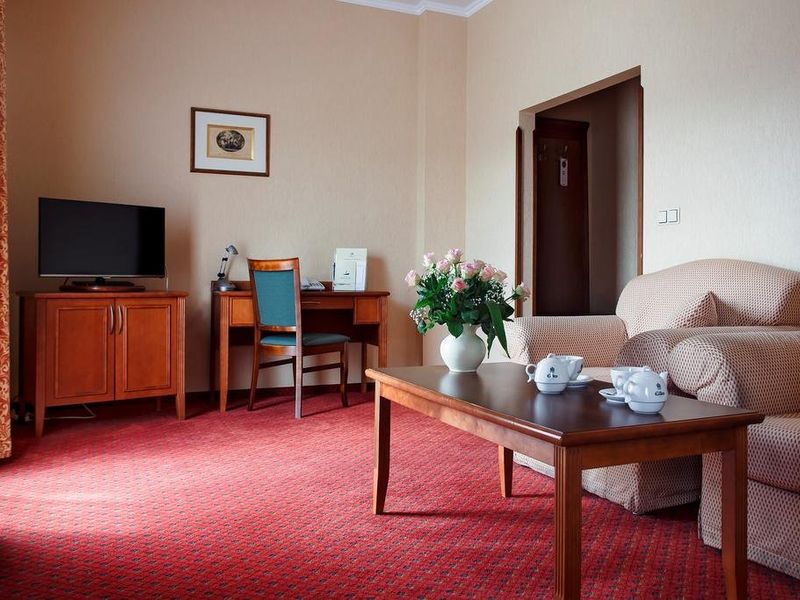 Hotel Photo 6