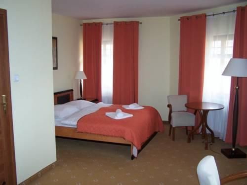 Hotel Photo 1