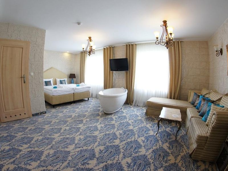 Hotel Photo 1