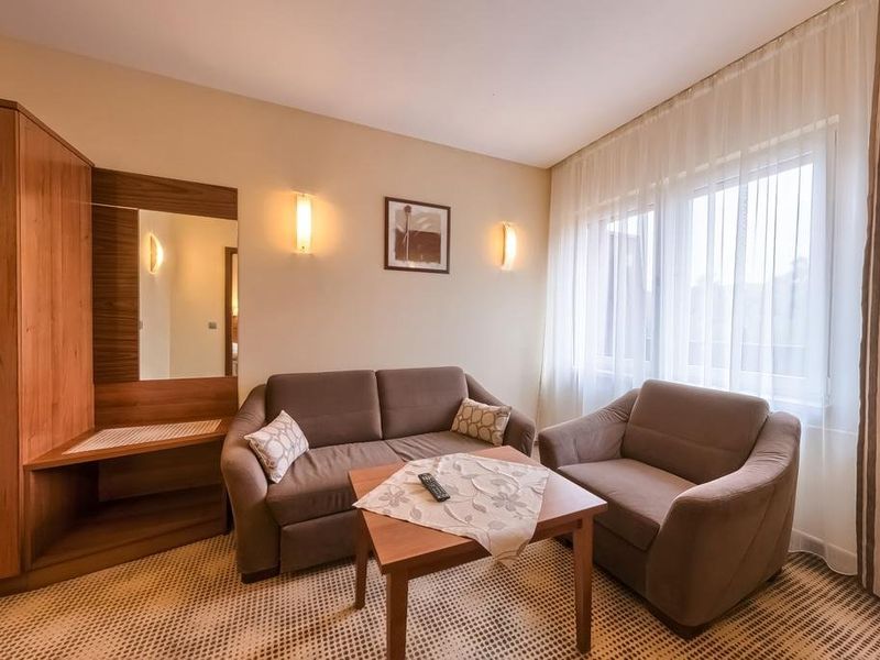 Hotel Photo 11