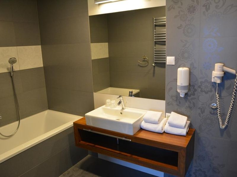 Hotel Photo 9