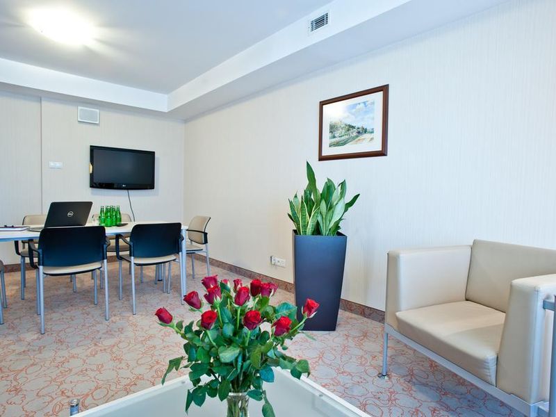 Hotel Photo 8