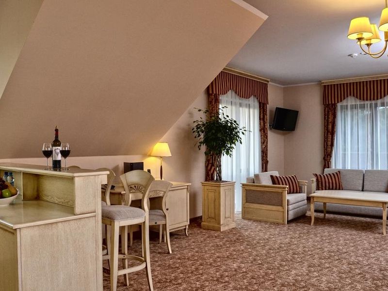 Hotel Photo 6