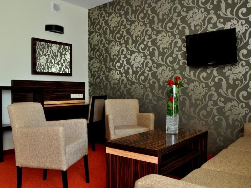 Hotel Photo 10