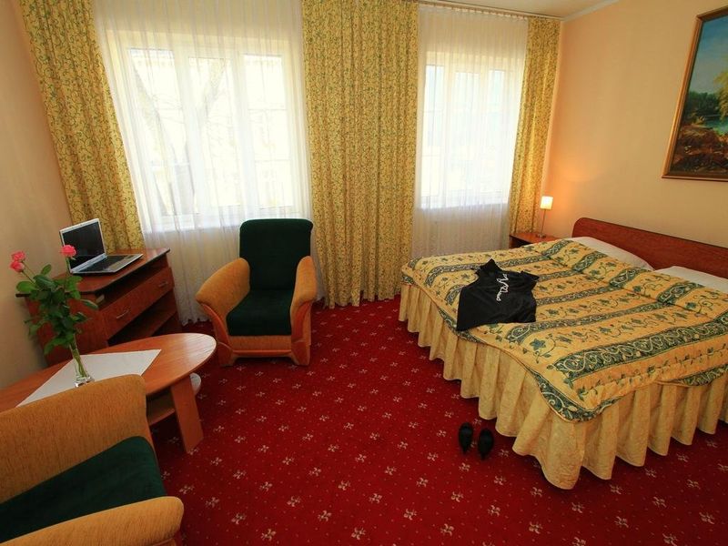 Hotel Photo 1