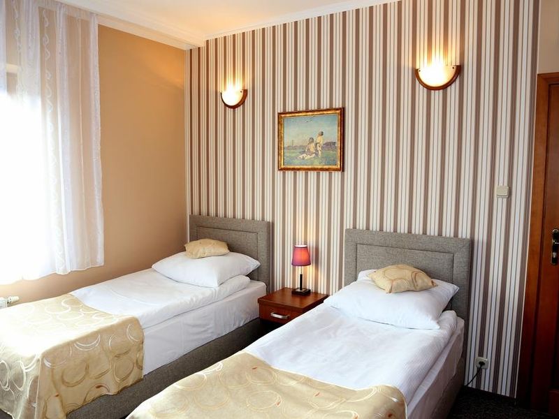 Hotel Photo 1