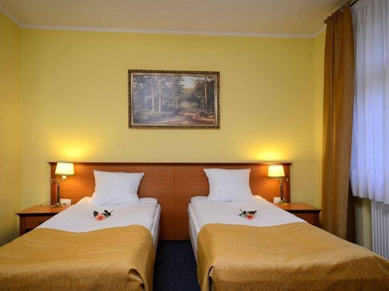 Hotel Photo 1