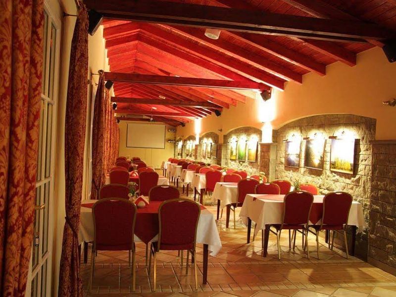 Hotel Photo 8