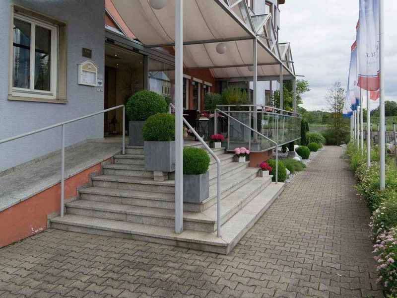 Hotel Photo 12
