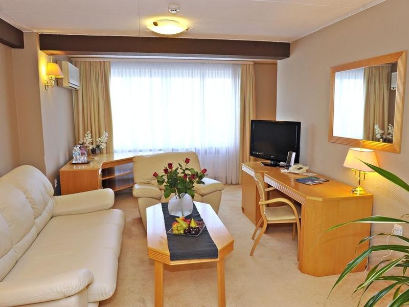 Hotel Photo 11