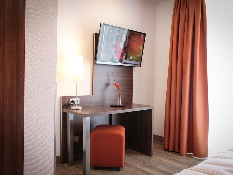 Hotel Photo 5