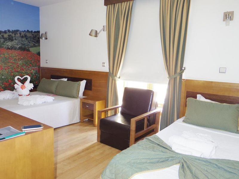 Hotel Photo 8