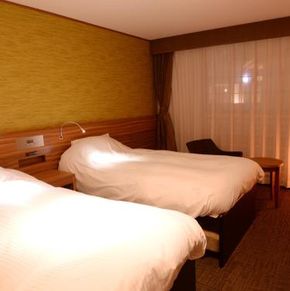NearBy Hotel
