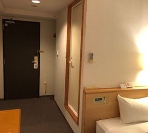 NearBy Hotel