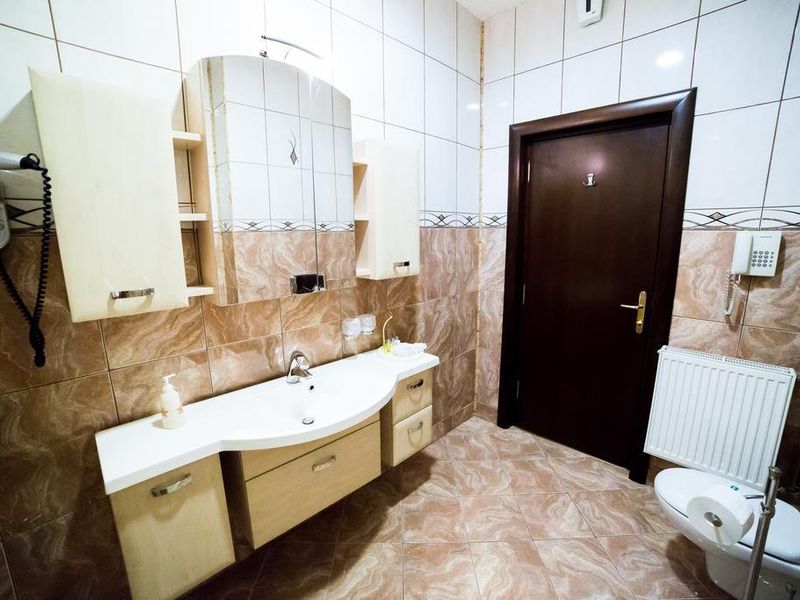 Hotel Photo 9