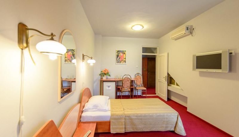 Hotel Photo 1