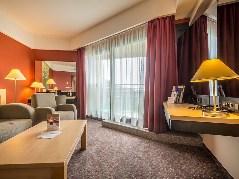 Hotel Photo 3