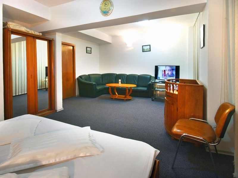 Hotel Photo 3