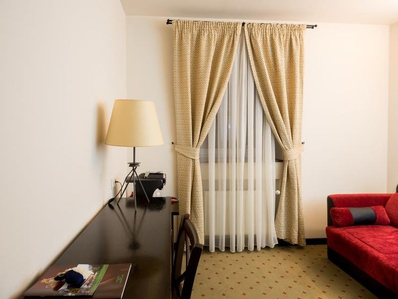 Hotel Photo 1