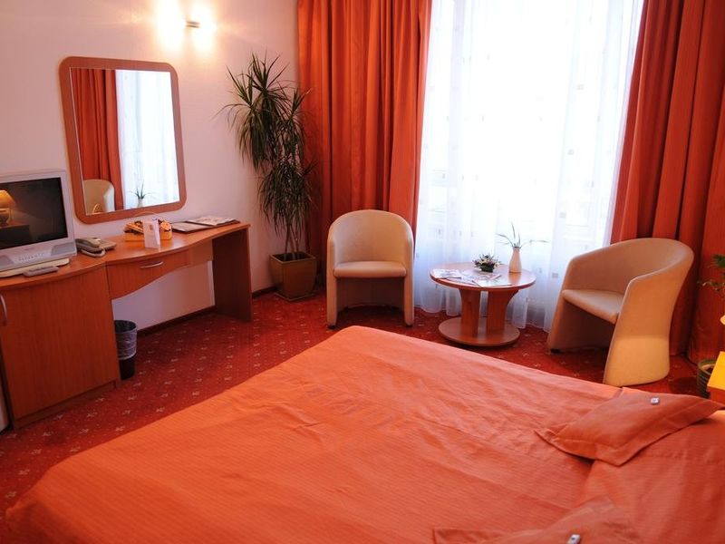 Hotel Photo 3