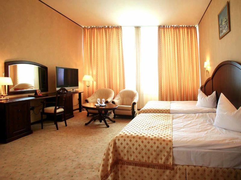 Hotel Photo 1