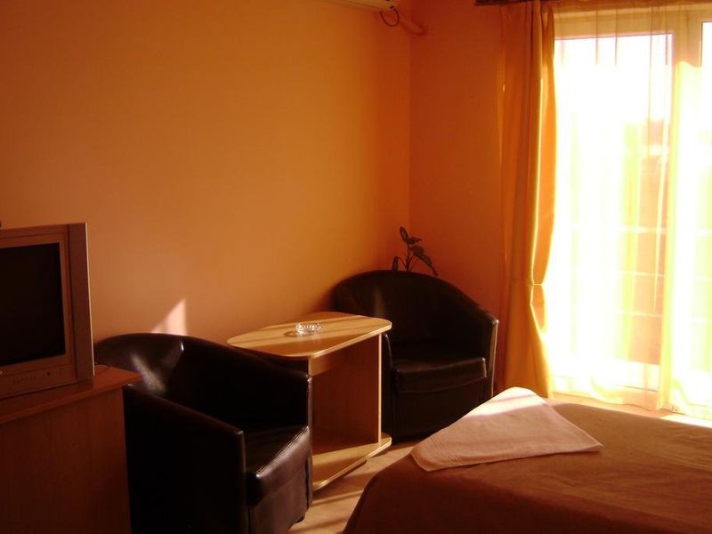 Hotel Photo 1