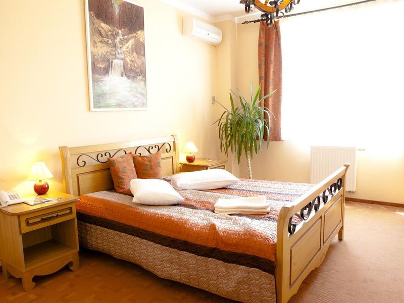 Hotel Photo 1