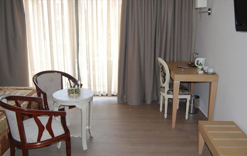 Hotel Photo 12