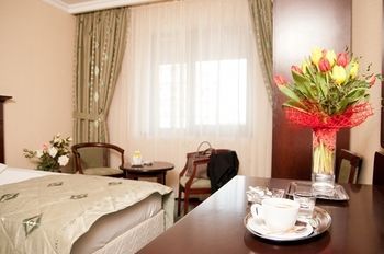 Hotel Photo 1