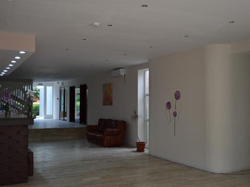 Hotel Photo 12
