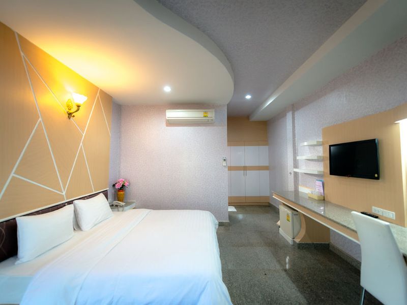 Hotel Photo 6