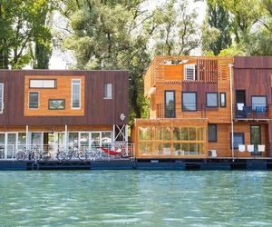 ArkaBarka Floating Hostel Belgrade Serbia