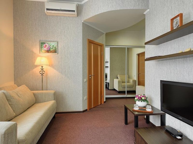 Hotel Photo 9