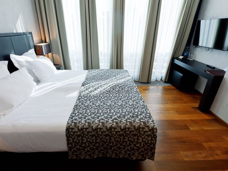 Hotel Photo 1