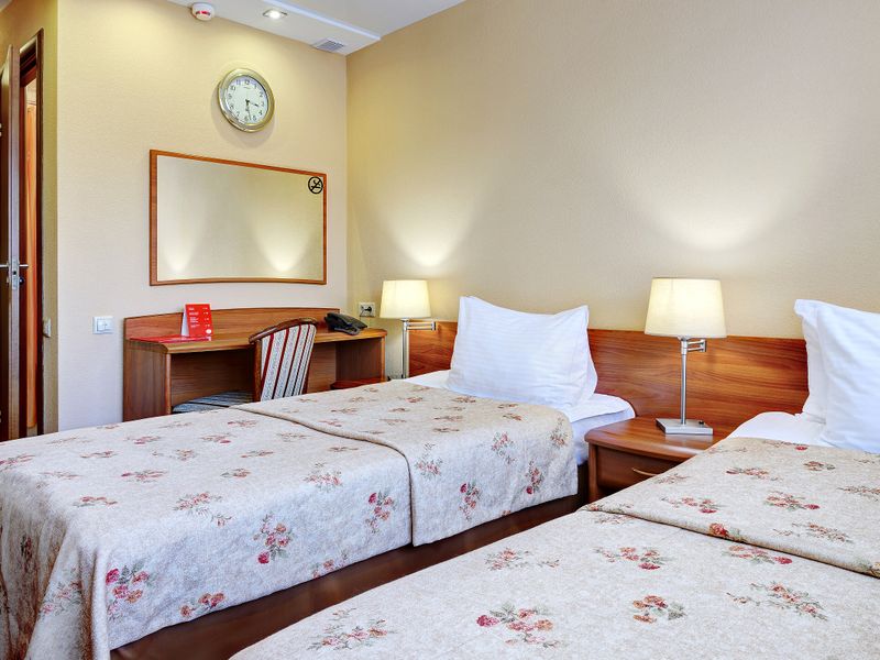 Hotel Photo 1