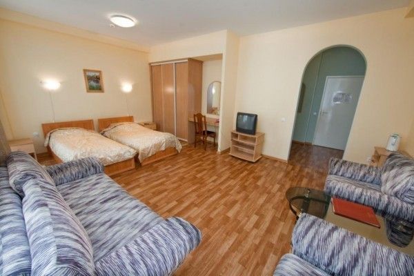 Hotel Photo 6