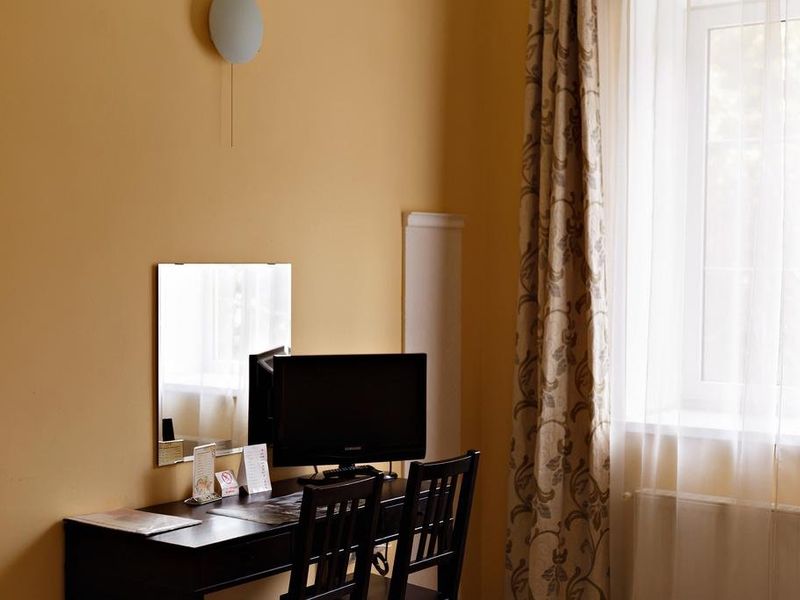 Hotel Photo 9