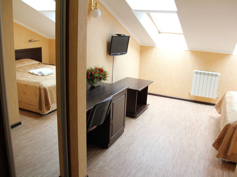 Hotel Photo 1